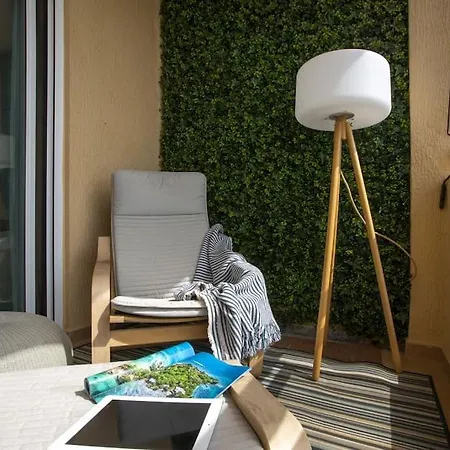 Singularstays El Puig Beach Ii Apartman Las Canteras