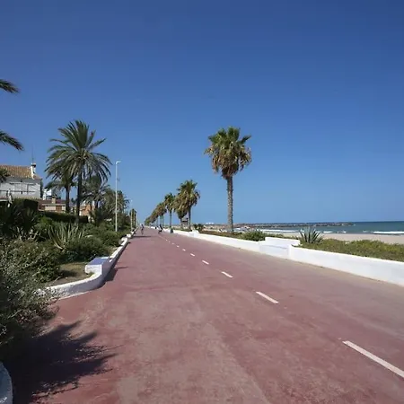 Singularstays El Puig Beach Ii Apartman