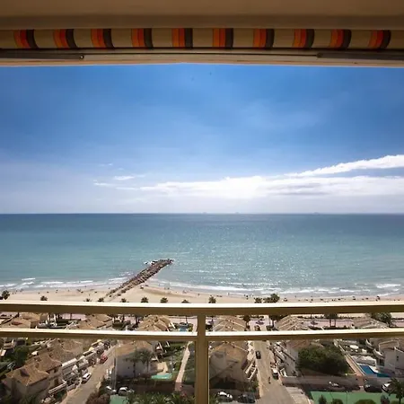 Singularstays El Puig Beach Ii Apartman *
